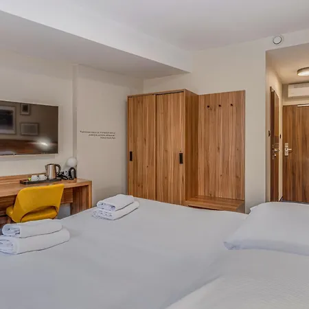 Szálloda Tulip - Centre 3*