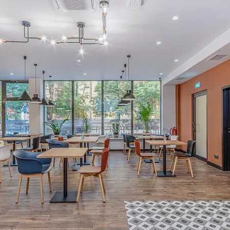 Tulip - Centre Hotel 3*