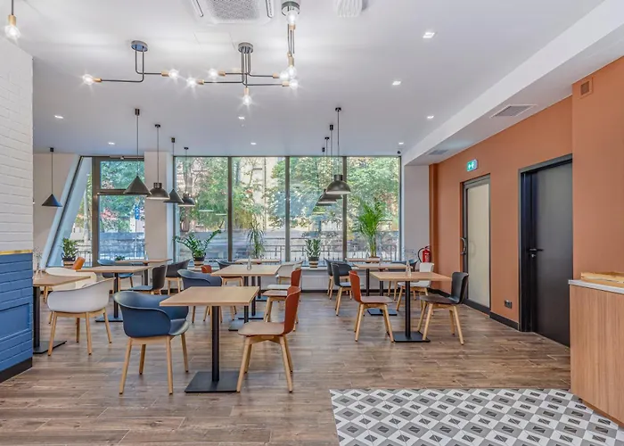 Tulip - Centre Hotel 3*