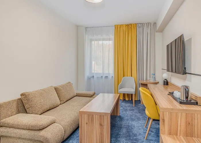 Tulip - Centre Hotel 3*