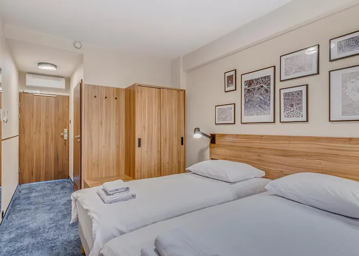 Tulip - Centre Hotel 3*